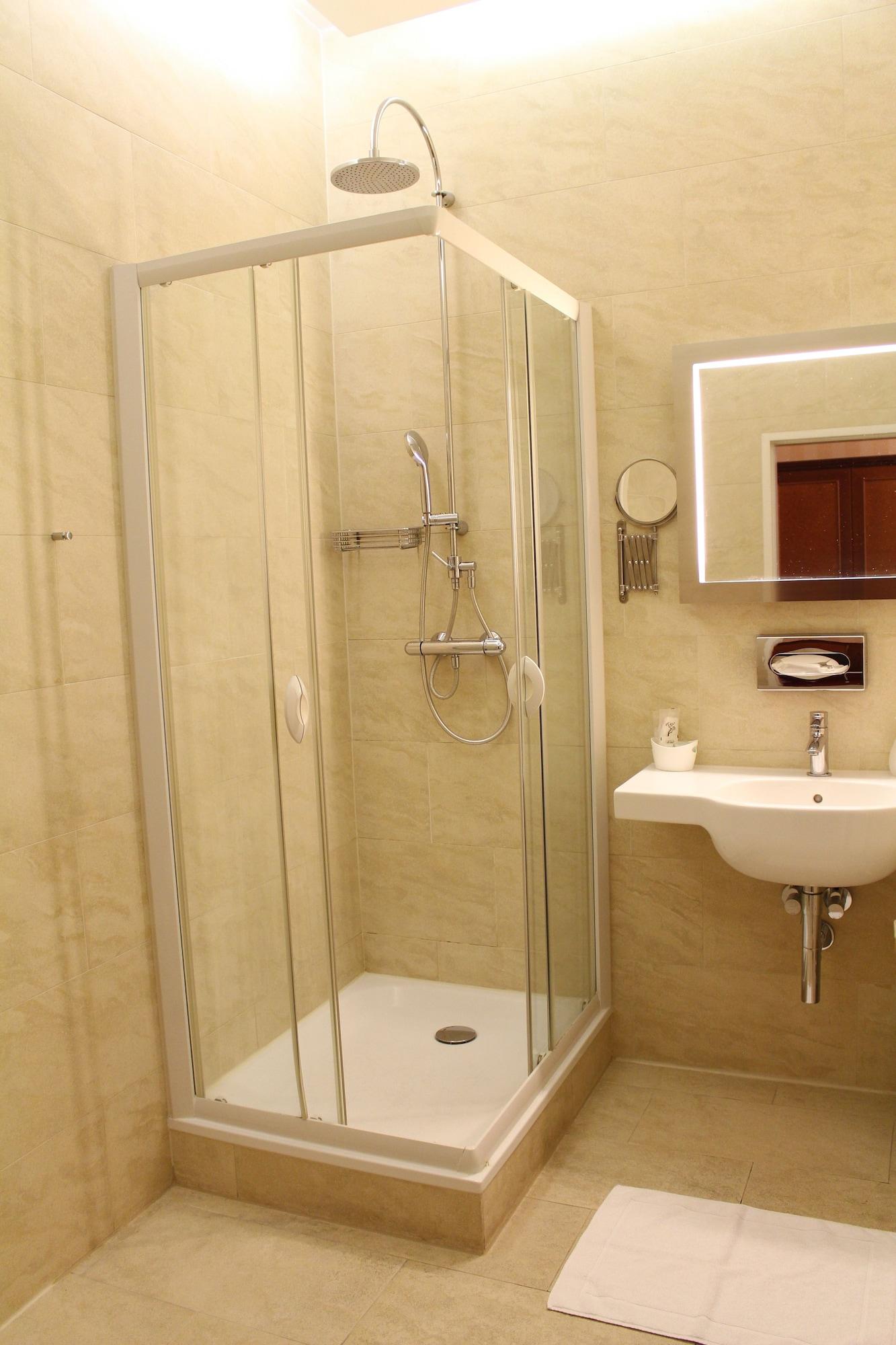 Pension Opera Suites I Self Check In Вена Экстерьер фото