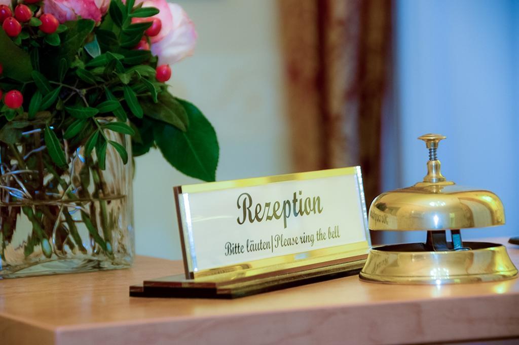 Pension Opera Suites I Self Check In Вена Экстерьер фото