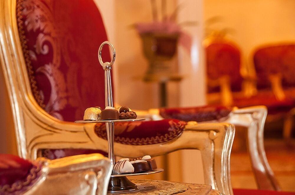 Pension Opera Suites I Self Check In Вена Экстерьер фото