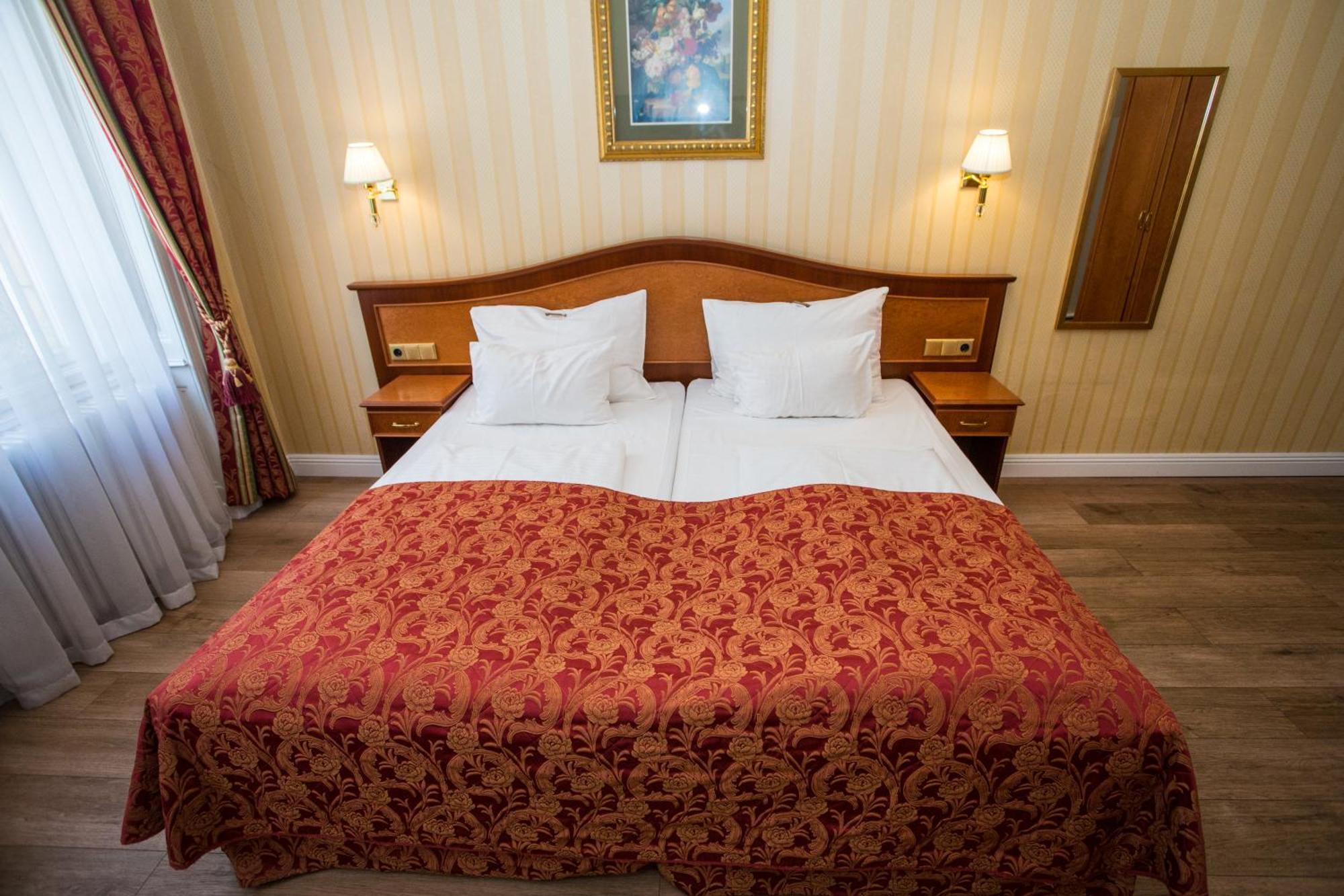 Pension Opera Suites I Self Check In Вена Экстерьер фото