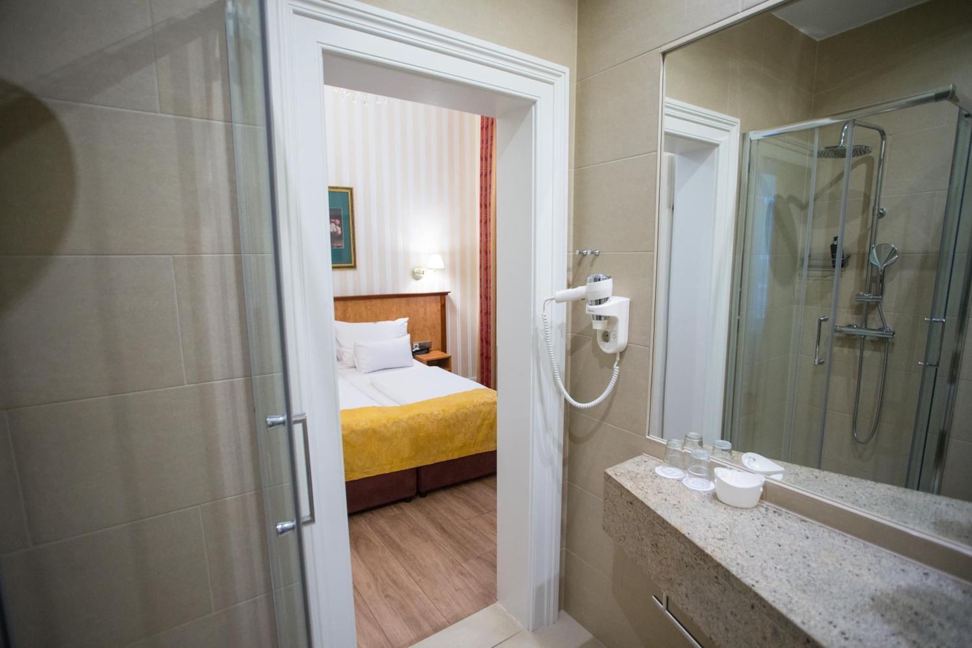 Pension Opera Suites I Self Check In Вена Экстерьер фото