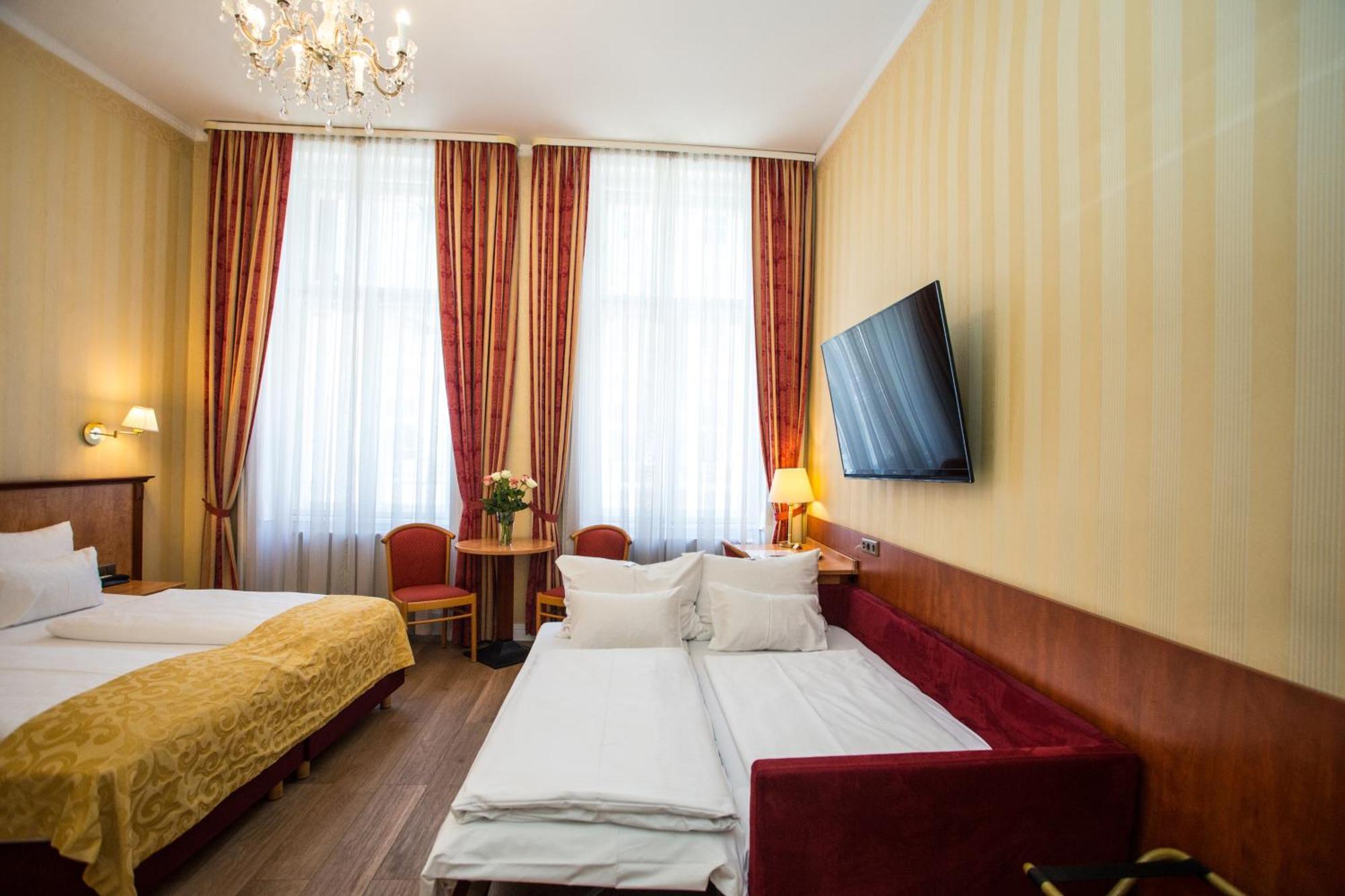 Pension Opera Suites I Self Check In Вена Экстерьер фото