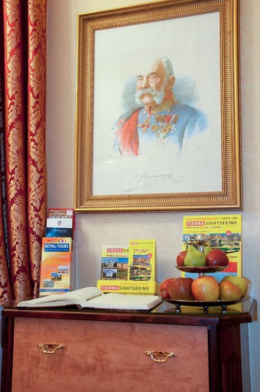 Pension Opera Suites I Self Check In Вена Экстерьер фото