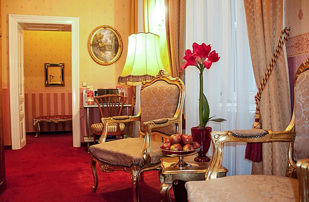 Pension Opera Suites I Self Check In Вена Экстерьер фото
