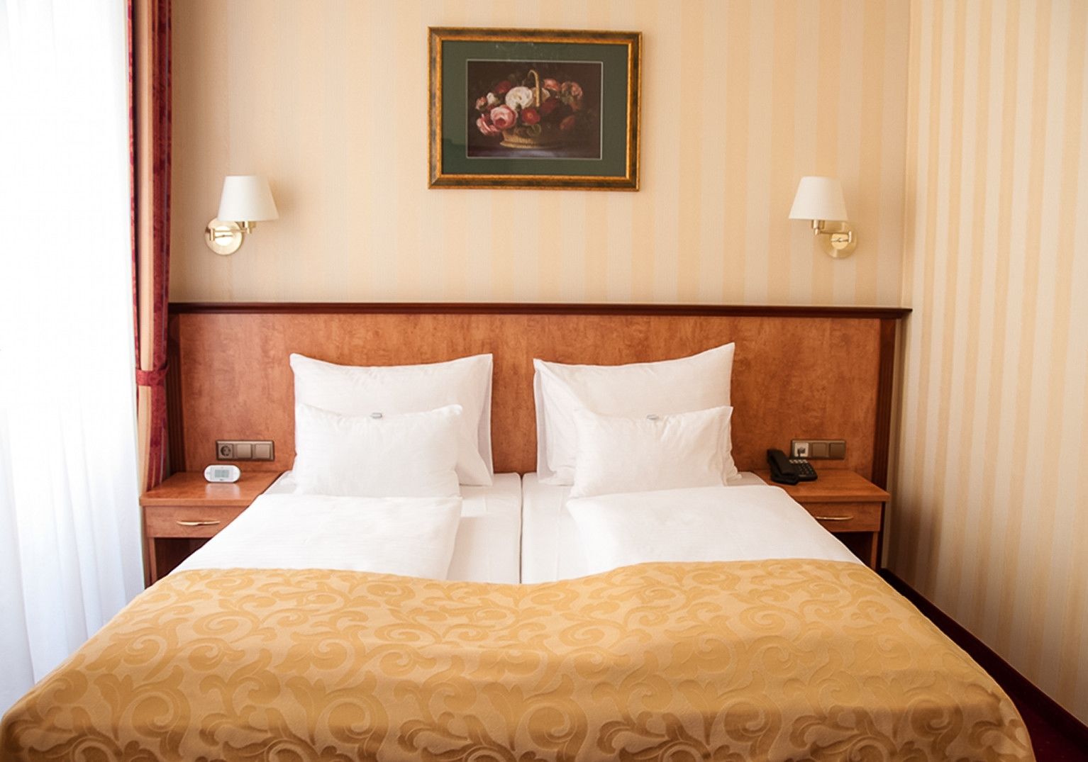 Pension Opera Suites I Self Check In Вена Экстерьер фото