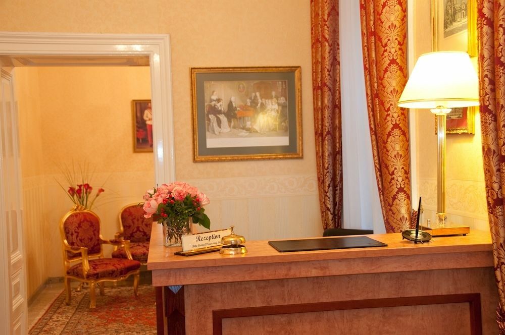 Pension Opera Suites I Self Check In Вена Экстерьер фото